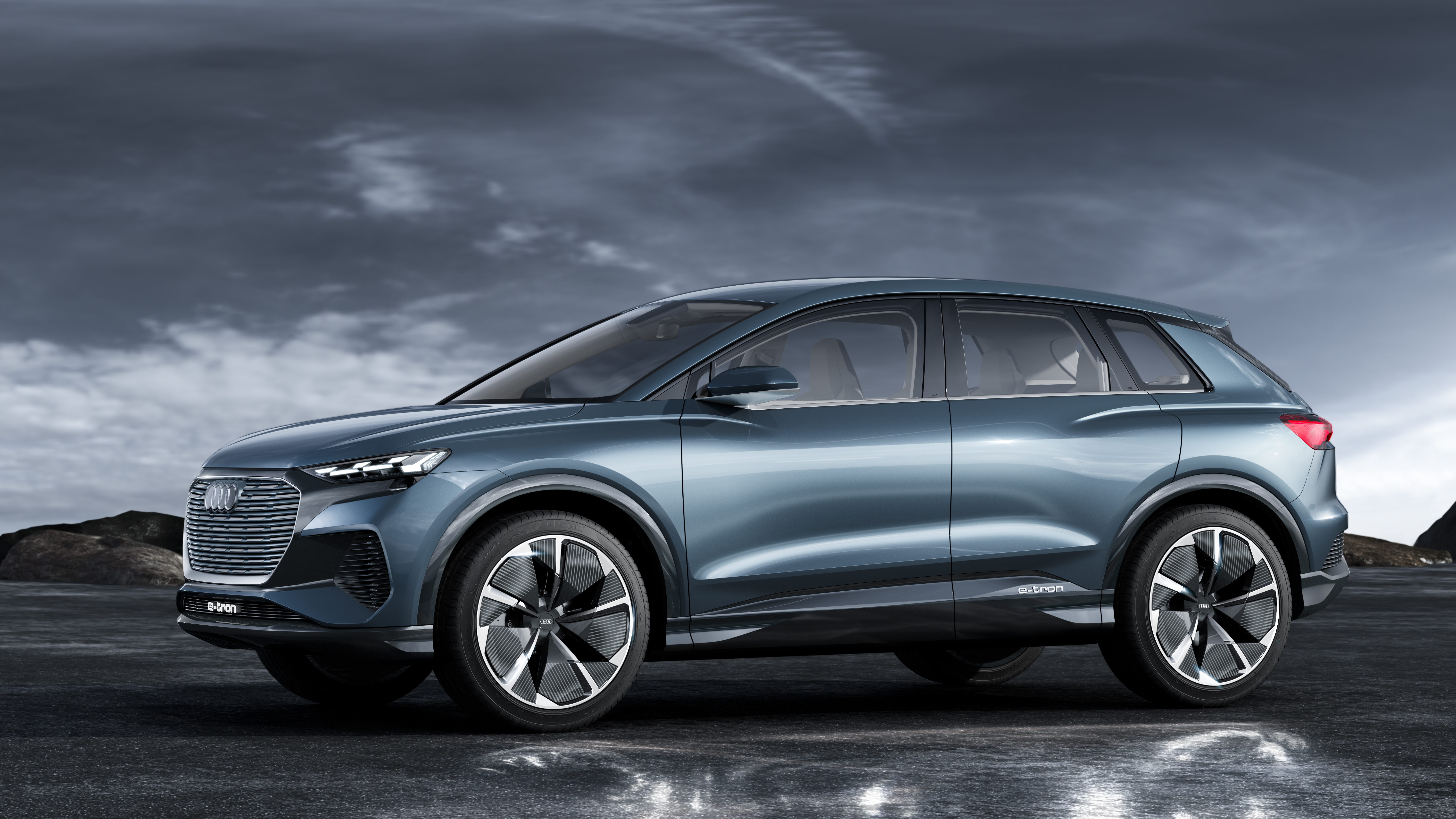 AUDI Q4 e-tron concept