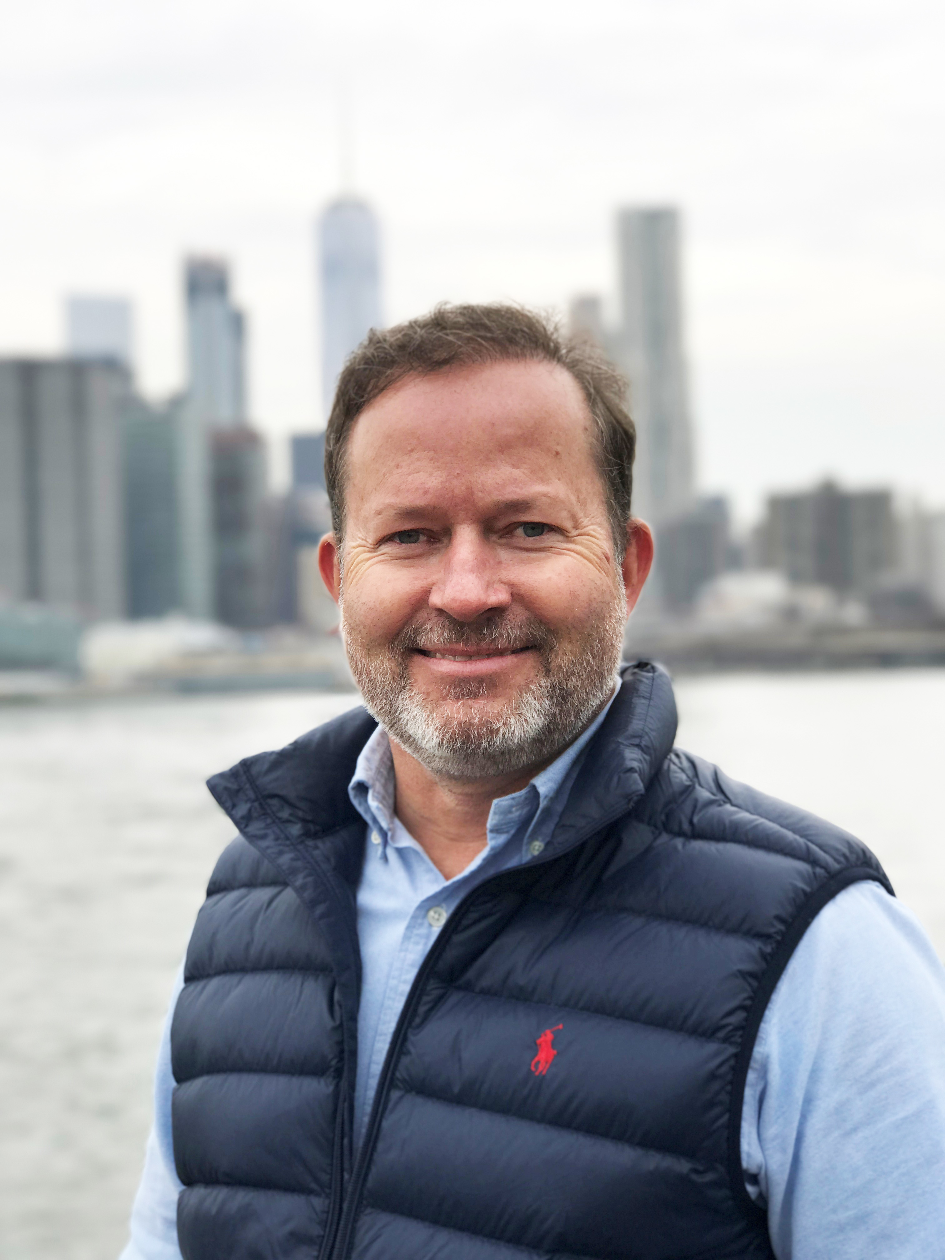 Med dette kjøpet forsterker vi Møller Bils posisjon på Hamar, sier regiondirektør Kenneth Snarli, Møller Bil.