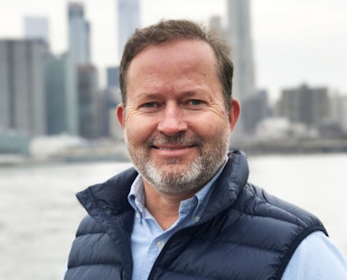 Med dette kjøpet forsterker vi Møller Bils posisjon på Hamar, sier regiondirektør Kenneth Snarli, Møller Bil.